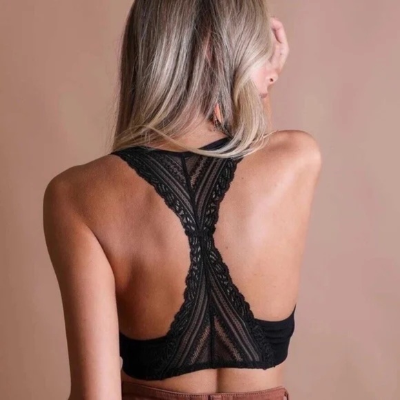 Black Seamless Front Lace Racerback Bralette W/ Removable Padding Bra - Picture 1 of 3